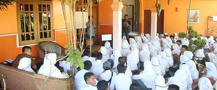 Kunjungan Siswa